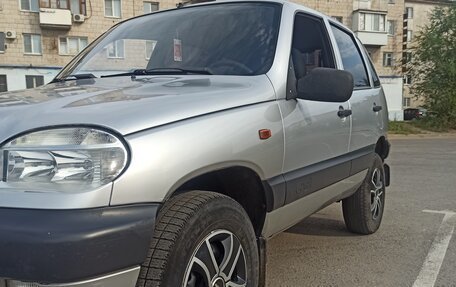 Chevrolet Niva I рестайлинг, 2005 год, 460 000 рублей, 3 фотография