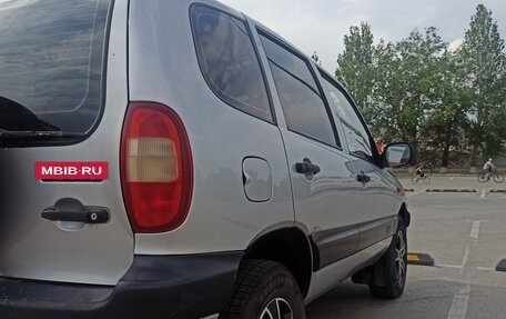 Chevrolet Niva I рестайлинг, 2005 год, 460 000 рублей, 5 фотография