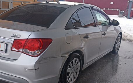 Chevrolet Cruze II, 2014 год, 900 000 рублей, 4 фотография