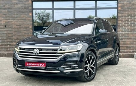 Volkswagen Touareg III, 2018 год, 5 400 000 рублей, 1 фотография