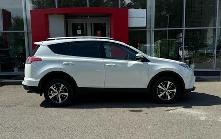 Toyota RAV4, 2017 год, 2 600 000 рублей, 4 фотография