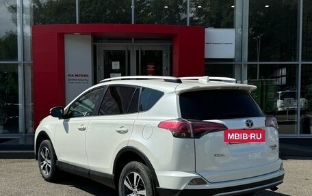 Toyota RAV4, 2017 год, 2 600 000 рублей, 7 фотография