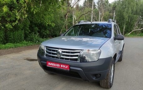 Renault Duster I рестайлинг, 2012 год, 995 000 рублей, 1 фотография