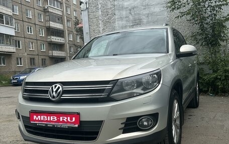 Volkswagen Tiguan I, 2011 год, 1 350 000 рублей, 1 фотография