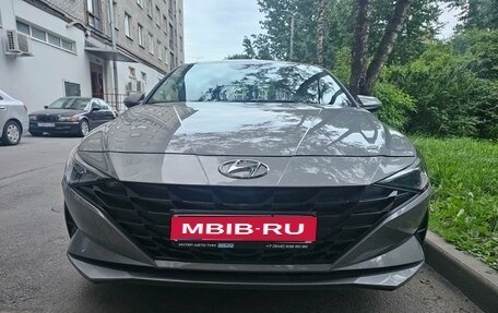 Hyundai Elantra, 2021 год, 2 335 000 рублей, 1 фотография