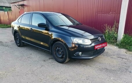 Volkswagen Polo VI (EU Market), 2012 год, 570 000 рублей, 4 фотография