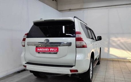 Toyota Land Cruiser Prado 150 рестайлинг 2, 2015 год, 4 128 000 рублей, 5 фотография