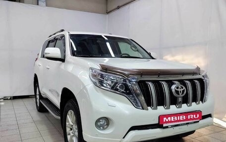 Toyota Land Cruiser Prado 150 рестайлинг 2, 2015 год, 4 128 000 рублей, 3 фотография