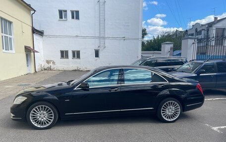 Mercedes-Benz S-Класс, 2011 год, 2 100 000 рублей, 3 фотография