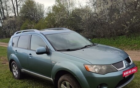 Mitsubishi Outlander III рестайлинг 3, 2007 год, 1 120 000 рублей, 5 фотография