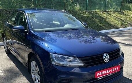 Volkswagen Jetta VI, 2014 год, 1 215 000 рублей, 4 фотография