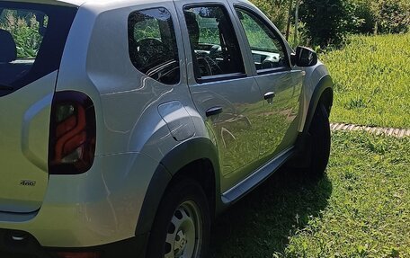 Renault Duster I рестайлинг, 2017 год, 1 650 000 рублей, 4 фотография