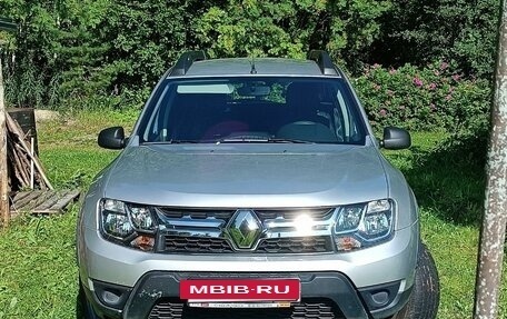 Renault Duster I рестайлинг, 2017 год, 1 650 000 рублей, 2 фотография