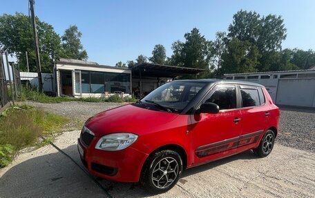 Skoda Fabia II, 2009 год, 450 000 рублей, 3 фотография