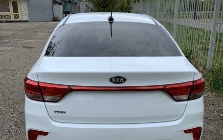 KIA Rio IV, 2018 год, 1 550 000 рублей, 4 фотография