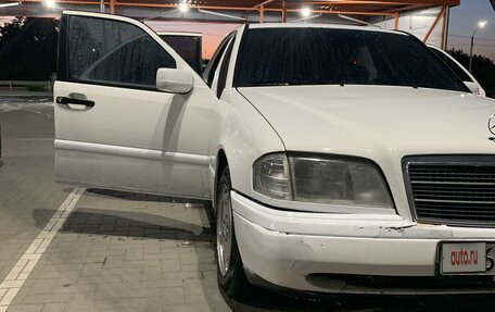 Mercedes-Benz C-Класс, 1994 год, 200 000 рублей, 3 фотография