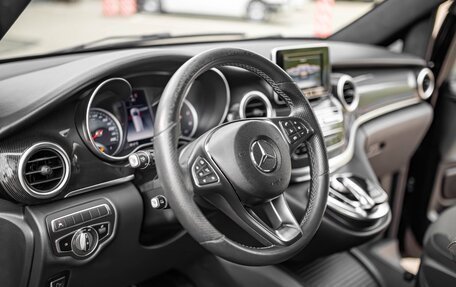 Mercedes-Benz V-Класс, 2019 год, 12 500 000 рублей, 9 фотография