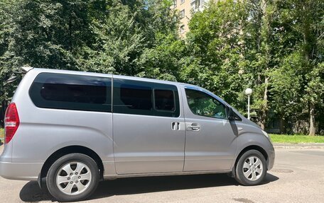 Hyundai Grand Starex Grand Starex I рестайлинг 2, 2016 год, 3 050 000 рублей, 6 фотография