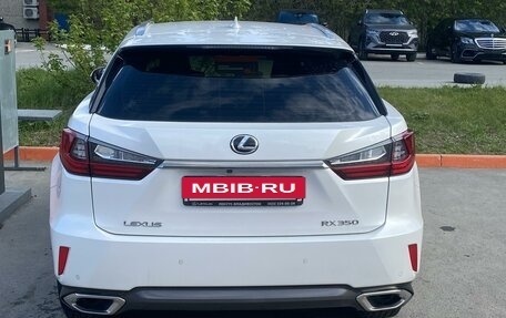 Lexus RX IV рестайлинг, 2017 год, 6 500 000 рублей, 4 фотография