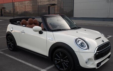 MINI Cabrio, 2019 год, 3 350 000 рублей, 9 фотография