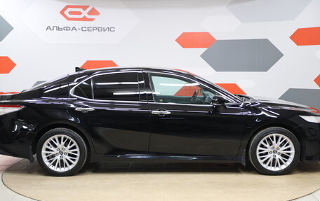 Toyota Camry, 2019 год, 3 450 000 рублей, 4 фотография