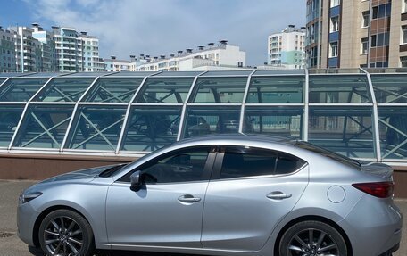 Mazda 3, 2018 год, 1 850 000 рублей, 2 фотография