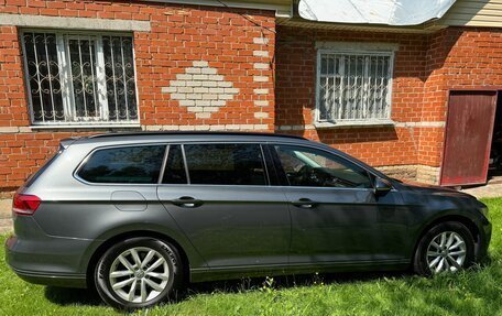 Volkswagen Passat B8 рестайлинг, 2015 год, 1 850 000 рублей, 4 фотография