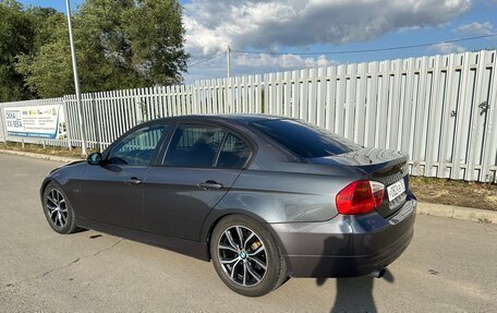 BMW 3 серия, 2005 год, 950 000 рублей, 3 фотография