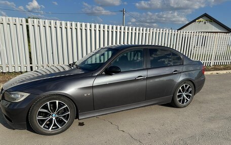 BMW 3 серия, 2005 год, 950 000 рублей, 2 фотография