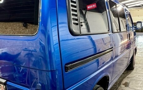 Volkswagen Caravelle T4, 2001 год, 1 755 555 рублей, 4 фотография