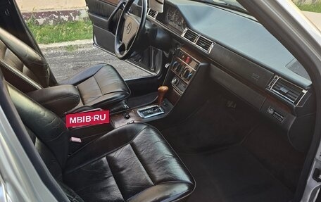 Mercedes-Benz W124, 1993 год, 950 000 рублей, 7 фотография