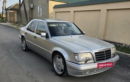 Mercedes-Benz W124, 1993 год, 950 000 рублей, 4 фотография