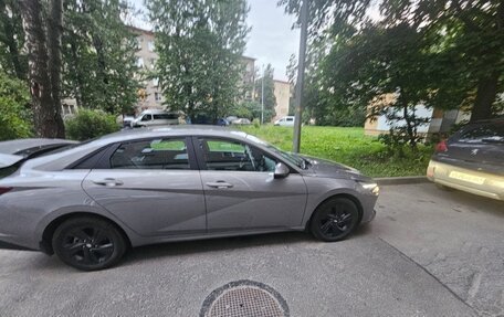 Hyundai Elantra, 2021 год, 2 335 000 рублей, 4 фотография