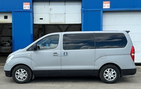 Hyundai Grand Starex Grand Starex I рестайлинг 2, 2007 год, 1 075 000 рублей, 2 фотография