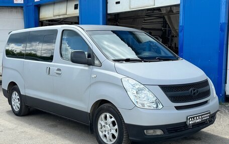 Hyundai Grand Starex Grand Starex I рестайлинг 2, 2007 год, 1 075 000 рублей, 7 фотография