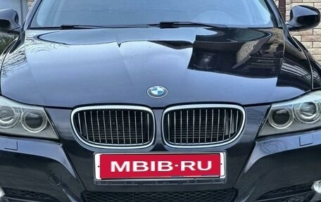 BMW 3 серия, 2011 год, 1 400 000 рублей, 2 фотография