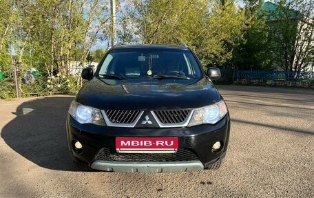 Mitsubishi Outlander III рестайлинг 3, 2007 год, 1 029 999 рублей, 2 фотография