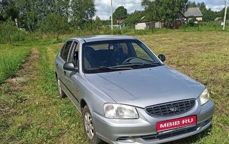 Hyundai Accent II, 2004 год, 340 000 рублей, 1 фотография