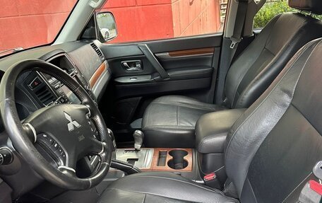 Mitsubishi Pajero IV, 2008 год, 1 699 000 рублей, 11 фотография