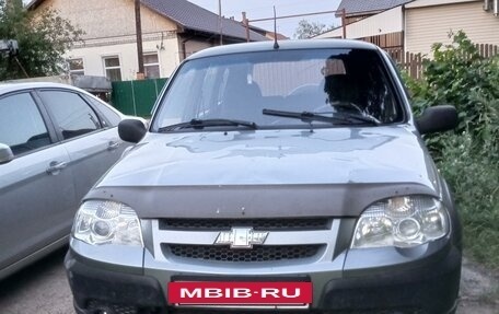 Chevrolet Niva I рестайлинг, 2010 год, 410 000 рублей, 2 фотография