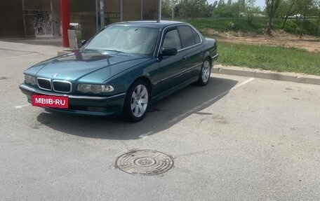 BMW 7 серия, 1994 год, 550 000 рублей, 2 фотография