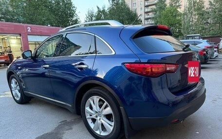 Infiniti QX70, 2014 год, 2 400 000 рублей, 4 фотография