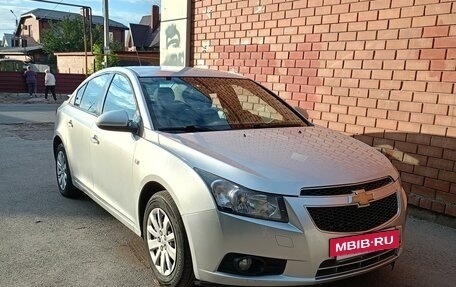 Chevrolet Cruze II, 2011 год, 720 000 рублей, 4 фотография