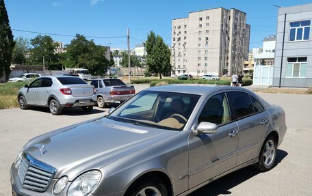 Mercedes-Benz E-Класс, 2008 год, 1 800 000 рублей, 3 фотография