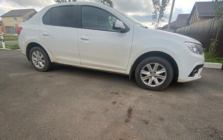 Renault Logan II, 2019 год, 1 100 000 рублей, 5 фотография