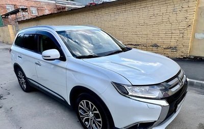 Mitsubishi Outlander III рестайлинг 3, 2015 год, 2 490 000 рублей, 1 фотография