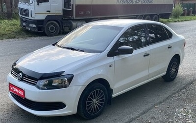 Volkswagen Polo VI (EU Market), 2010 год, 700 000 рублей, 1 фотография