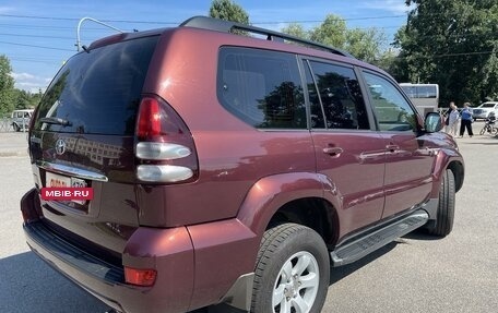 Toyota Land Cruiser Prado 120 рестайлинг, 2007 год, 2 700 000 рублей, 7 фотография