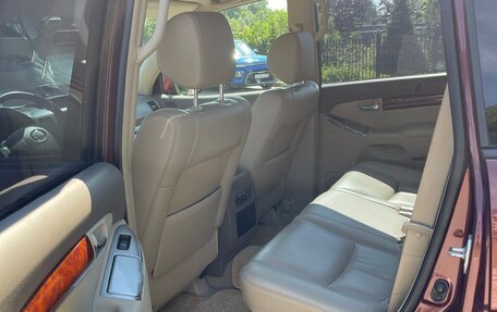 Toyota Land Cruiser Prado 120 рестайлинг, 2007 год, 2 700 000 рублей, 21 фотография