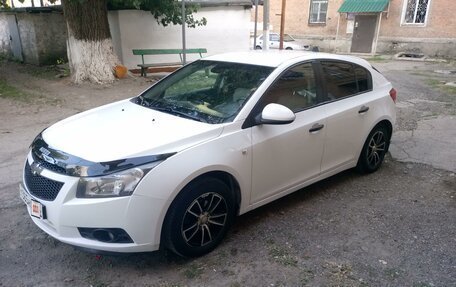 Chevrolet Cruze II, 2012 год, 750 000 рублей, 3 фотография